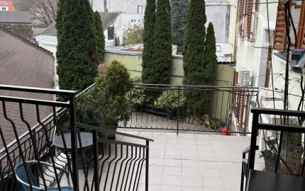 Prenájom obchodno/kancelárskeho priestoru s parkovaním v centre Piešťan