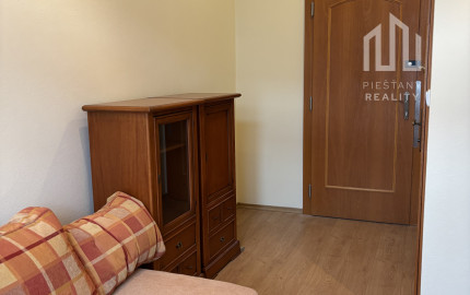 Prenájom obchodno/kancelárskeho priestoru s parkovaním v centre Piešťan