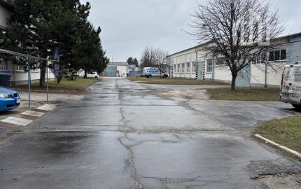 Vaše nové sídlo v Piešťanoch: moderné kancelárie 670 m² na dvoch podlažiach