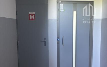 Svetlý 3-izbový byt s loggiou a súkromím - vhodný pre rodinu aj pár