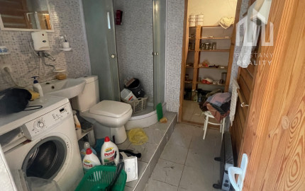 Dva rodinné domy, pozemky 2 004 m² - Ratnovce pri Piešťanoch