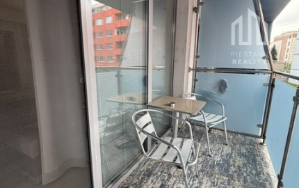 Veľkorysý 4-izbový mezonet 154 m² v úplnom centre Piešťan