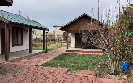 *VÝHODNÁ CENA* 4-izbový tehlový RD s krásnym pozemkom