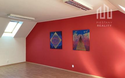 *TOP PONUKA* 7i RD vhodný aj ako sídlo firmy v exkluzívnej lokalite Piešťan