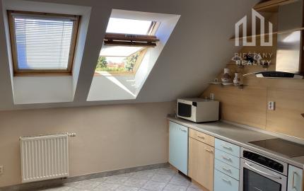 *TOP PONUKA* 7i RD vhodný aj ako sídlo firmy v exkluzívnej lokalite Piešťan