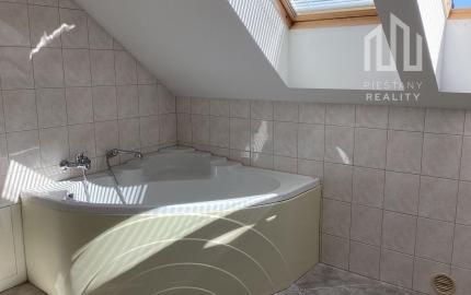 *TOP PONUKA* 7i RD vhodný aj ako sídlo firmy v exkluzívnej lokalite Piešťan