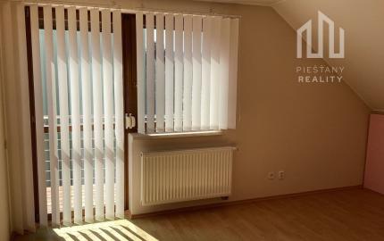 *TOP PONUKA* 7i RD vhodný aj ako sídlo firmy v exkluzívnej lokalite Piešťan