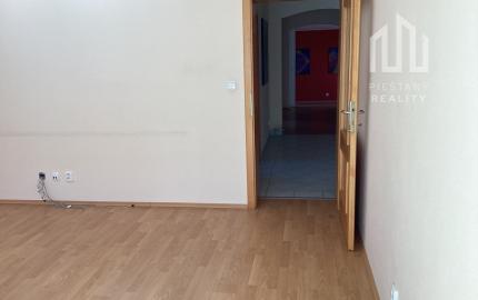 *TOP PONUKA* 7i RD vhodný aj ako sídlo firmy v exkluzívnej lokalite Piešťan