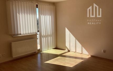 *TOP PONUKA* 7i RD vhodný aj ako sídlo firmy v exkluzívnej lokalite Piešťan