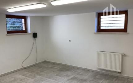 *TOP PONUKA* 7i RD vhodný aj ako sídlo firmy v exkluzívnej lokalite Piešťan