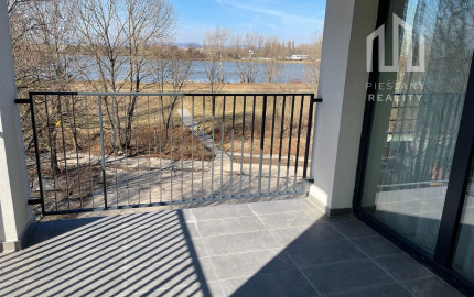 Na prenájom veľký 3-izbový byt 108m2+terasa, Piešťany-Banka