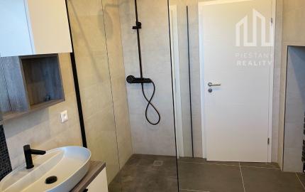 Na prenájom veľký 3-izbový byt 108m2+terasa, Piešťany-Banka