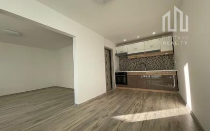 Na prenájom 3-izbový byt pri Kocke,  Piešťany