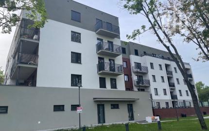 Na prenájom 1-izbový byt s parkovacím miestom, Piešťany-Banka