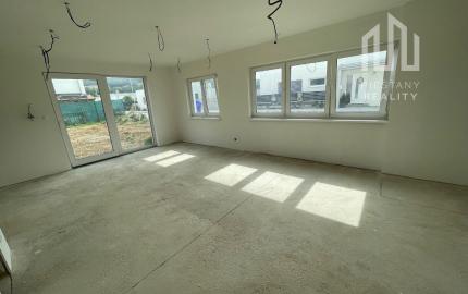 Pasívny 5-izbový drevodom, Sokolovce