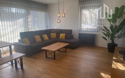 2 parkovacie miesta  V CENE BYTU! 3-izbový byt 110m2 pri parku, Stromová ul. Piešťany