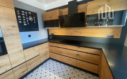 2 parkovacie miesta  V CENE BYTU! 3-izbový byt 110m2 pri parku, Stromová ul. Piešťany