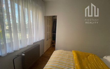 2 parkovacie miesta  V CENE BYTU! 3-izbový byt 110m2 pri parku, Stromová ul. Piešťany