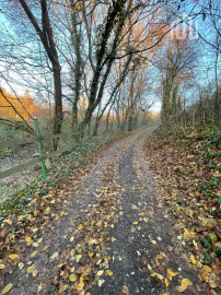 ZNÍŽENÁ CENA ! Na predaj záhrada 405m2, Ratnovce, Piešťany