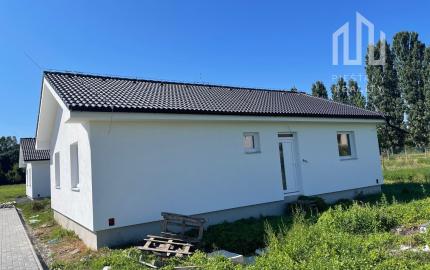 POSLEDNÝ ZO 4 DOMOV  Na predaj  novostavba RD, Dubovany