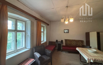 Predaj vidieckej chalupy s kúzlom minulosti v srdci kopaníc – obec Prašník