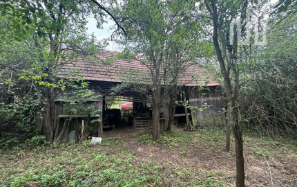 Predaj vidieckej chalupy s kúzlom minulosti v srdci kopaníc – obec Prašník