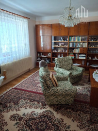 *Na predaj* 4i RD v obci Banka pri Piešťanoch