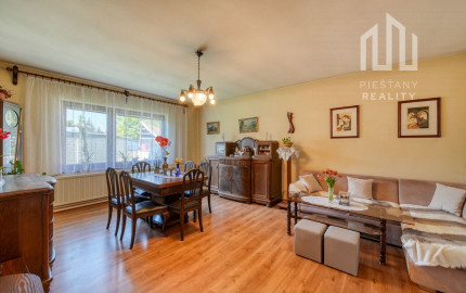 Skvelá lokalita - na predaj rodinný dom, Piešťany