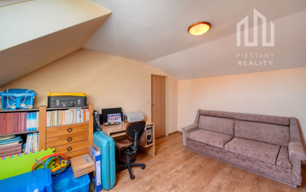 Skvelá lokalita - na predaj rodinný dom, Piešťany