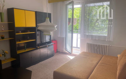 REZERVOVANÉ Na predaj 1-izbový byt s balkónom, Piešťany, Juh