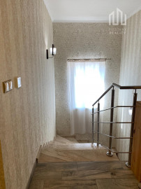 *NOVÁ CENA* rodinný dom s dušou* – 7 izieb, terasa, súkromie