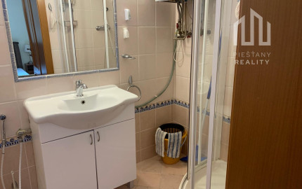 *NOVINKA* RD v Banke s pozemkom 728 m2 + 2izb. byt so samostatným vstupom