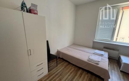Ubytovanie priamo v centre Piešťan - samostatný 4-izbový byt v RD