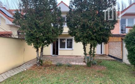 Rodinný dom Piešťany, Pod Párovcami – 4 izby, záhrada, výťah a garáž