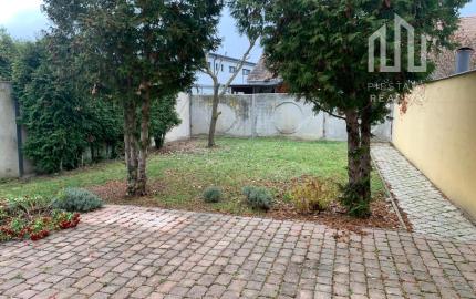 Rodinný dom Piešťany, Pod Párovcami – 4 izby, záhrada, výťah a garáž