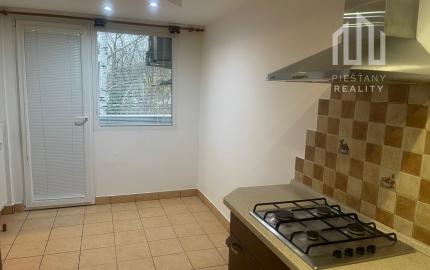 Na predaj 4-izbový byt pri Kocke, Piešťany