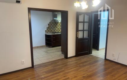 Na predaj 4-izbový byt pri Kocke, Piešťany