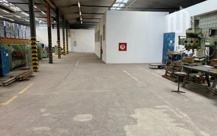 *Na prenájom* hala 1550 m2 na výrobu, strojárstvo alebo ako skladový priestor