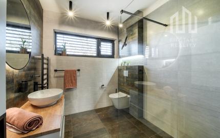 Moderný pasívny dom v Nitrianskej Blatnici–18 min od Piešťan