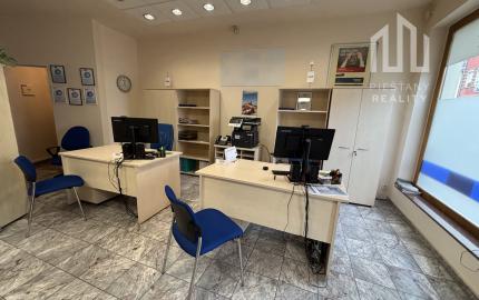 *VÝRAZNÁ ZĽAVA* nehnuteľnosť v centre Piešťan * vysoký potenciál výnosu z prenájmu