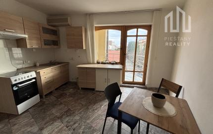 *VÝRAZNÁ ZĽAVA* nehnuteľnosť v centre Piešťan * vysoký potenciál výnosu z prenájmu