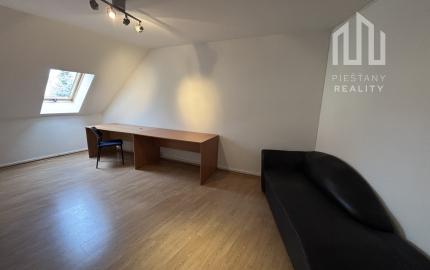 *VÝRAZNÁ ZĽAVA* nehnuteľnosť v centre Piešťan * vysoký potenciál výnosu z prenájmu