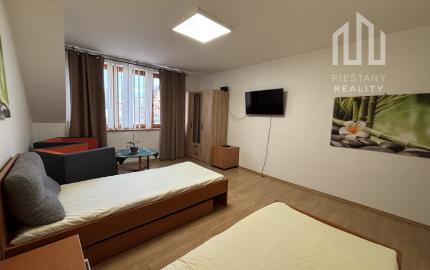 *VÝRAZNÁ ZĽAVA* nehnuteľnosť v centre Piešťan * vysoký potenciál výnosu z prenájmu