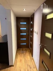 Predám útulný 3‑izbový byt s krásnym výhľadom – Považská Bystrica, sídlisko Rozkvet