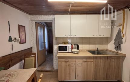 *Pripravujeme* 2-izbový rodinný domček na Banke