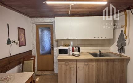 *Pripravujeme* 2-izbový rodinný domček na Banke