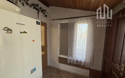 *Pripravujeme* 2-izbový rodinný domček na Banke