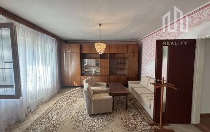 Štýlové bývanie v prestížnej časti Topoľčian - veľký pozemok, tichá ulica a výborný stav