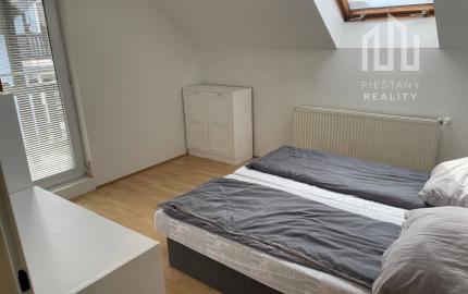 Na prenájom rodinný dom s parkovaním, Ratnovce