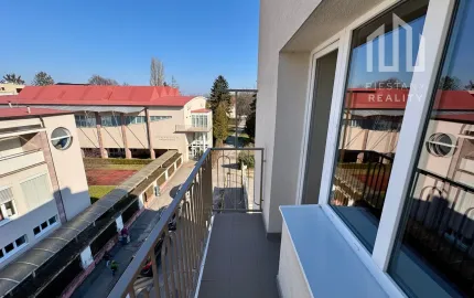 Atraktívny 3‑izbový byt pri parku – pokojné bývanie v centre mesta